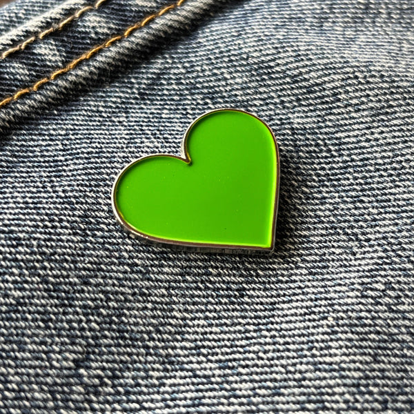 Green Heart Pin Badge - PATCHERS Pin Badge